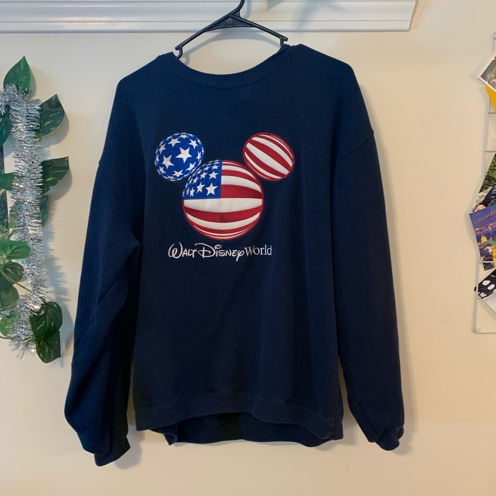VINTAGE Embroidered Disney Crewneck